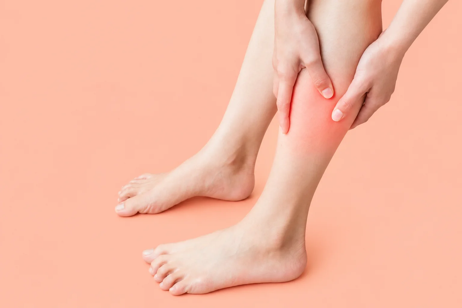 How to Tell if Leg Pain Is a Blood Clot: 6 Signs to Check