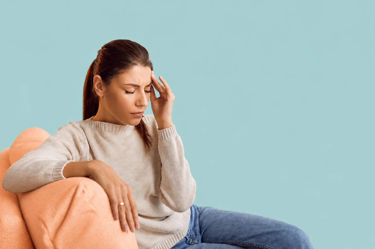 Everyday Headache Triggers You Can Track: Dehydration, Caffeine Changes, and High Blood Pressure