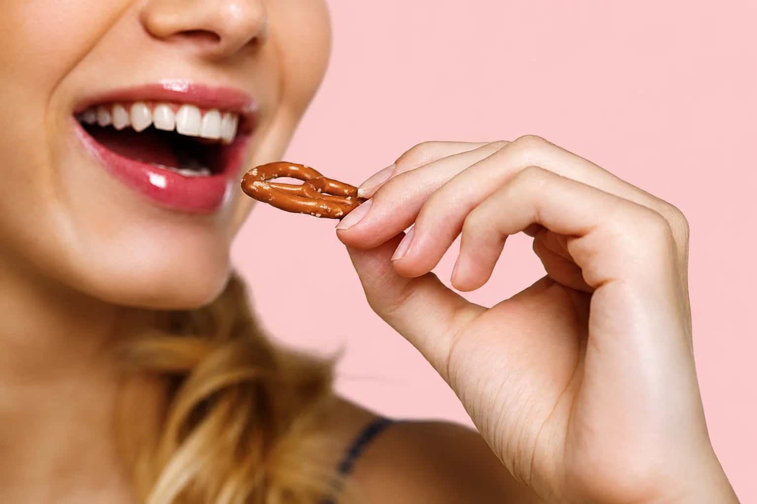 10 Overrated Snack Foods Nutritionists Want You To Avoid