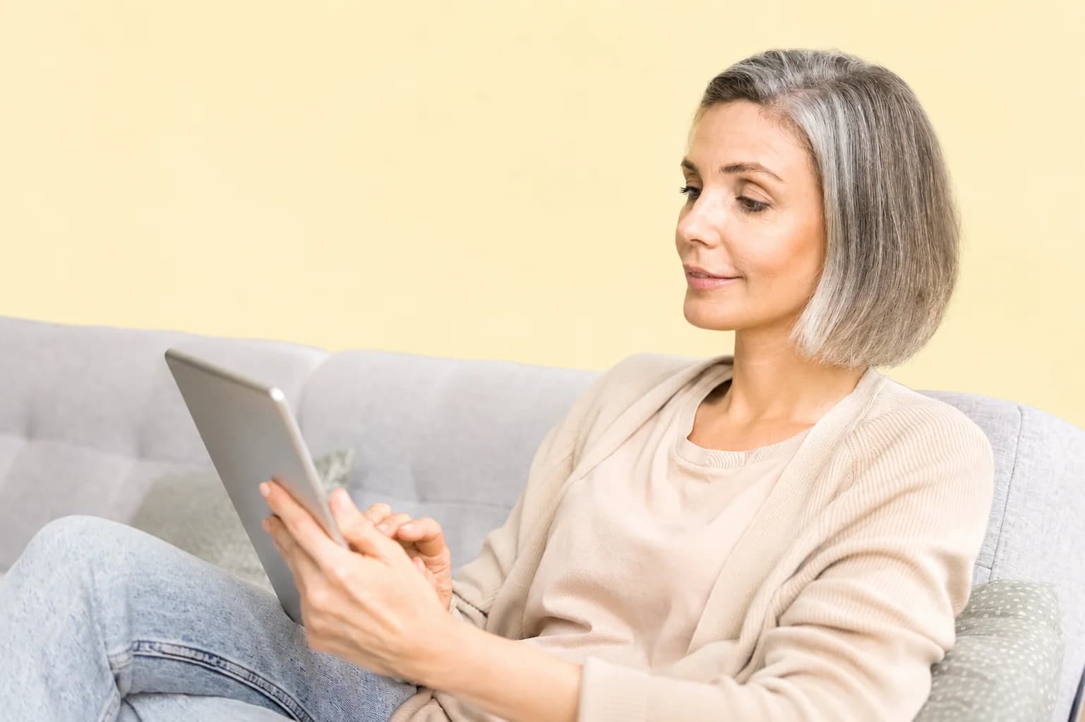 We Reviewed The Latest Studies on Perimenopause: 10 Fascinating Findings